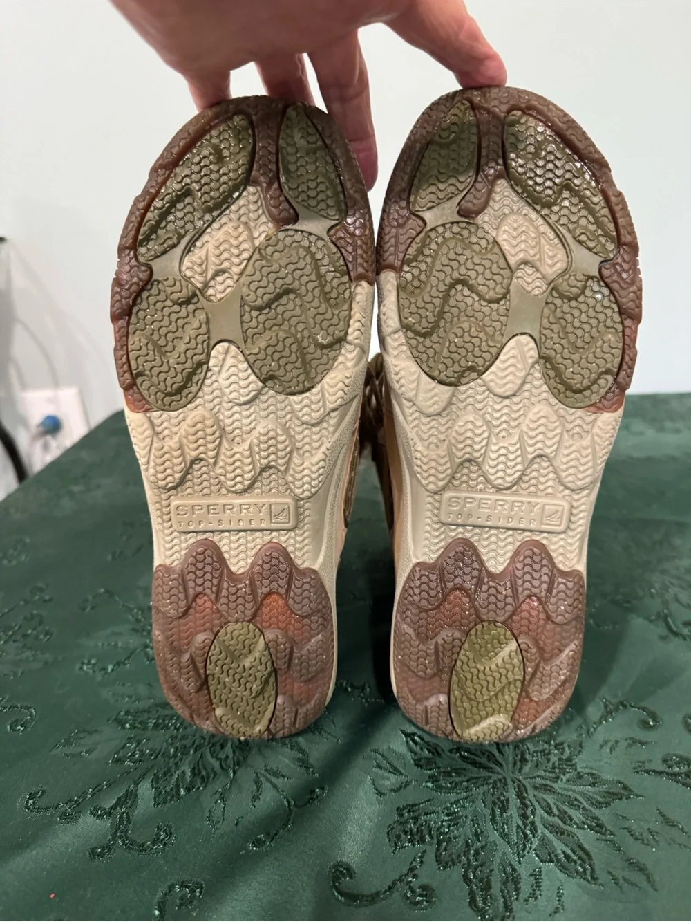Sperry Light Tan Quilted Lace-Up Faux Fur-Trim Winter Boots